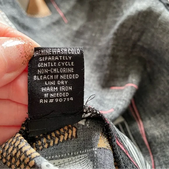 Sam and Jess size medium dress - Picture 8 of 8